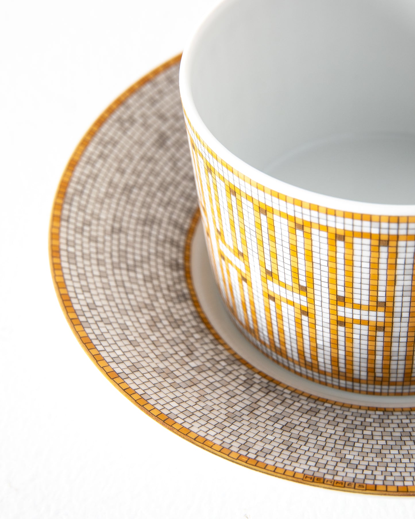 Mosaique au 24 Gold Breakfast Cup & Saucer