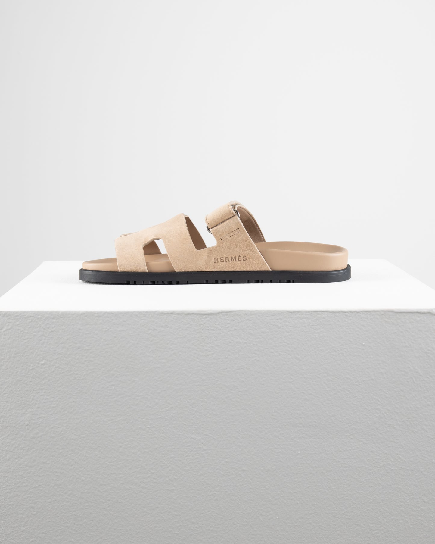 Chypre Sandal in Beige Argile