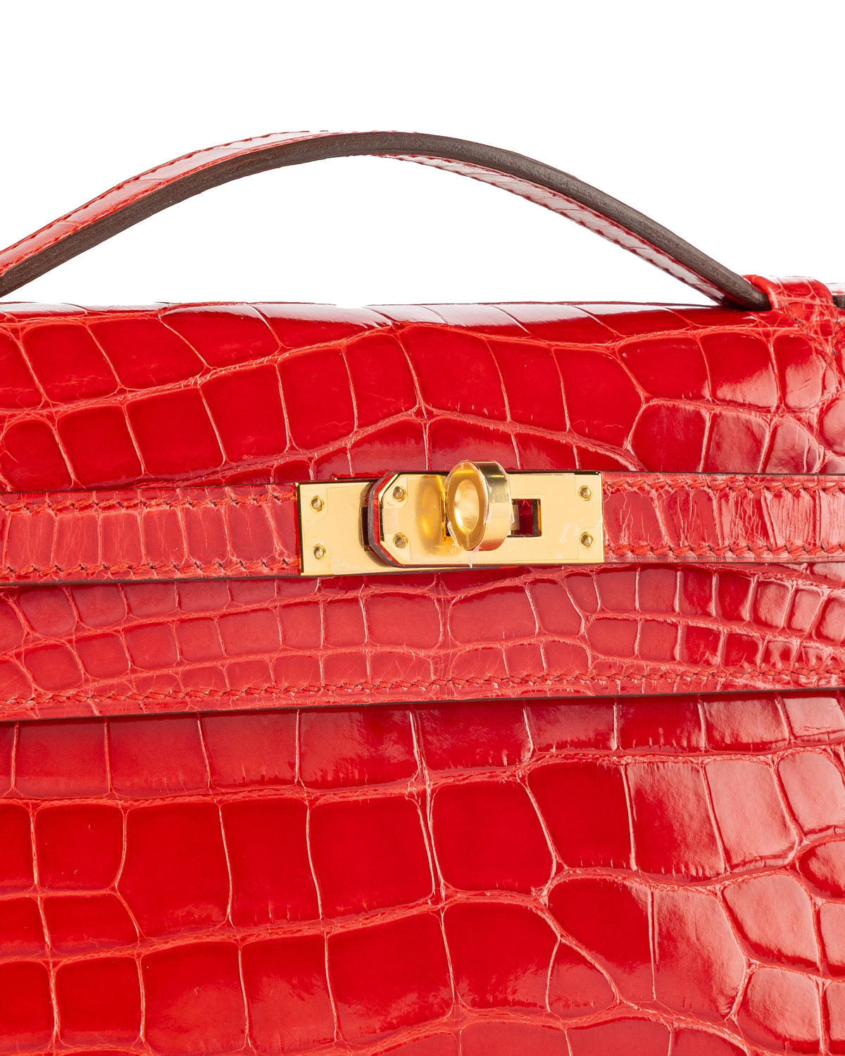 Hermès Kelly Pochette in Rouge de Coeur Shiny Alligator with Gold Hardware