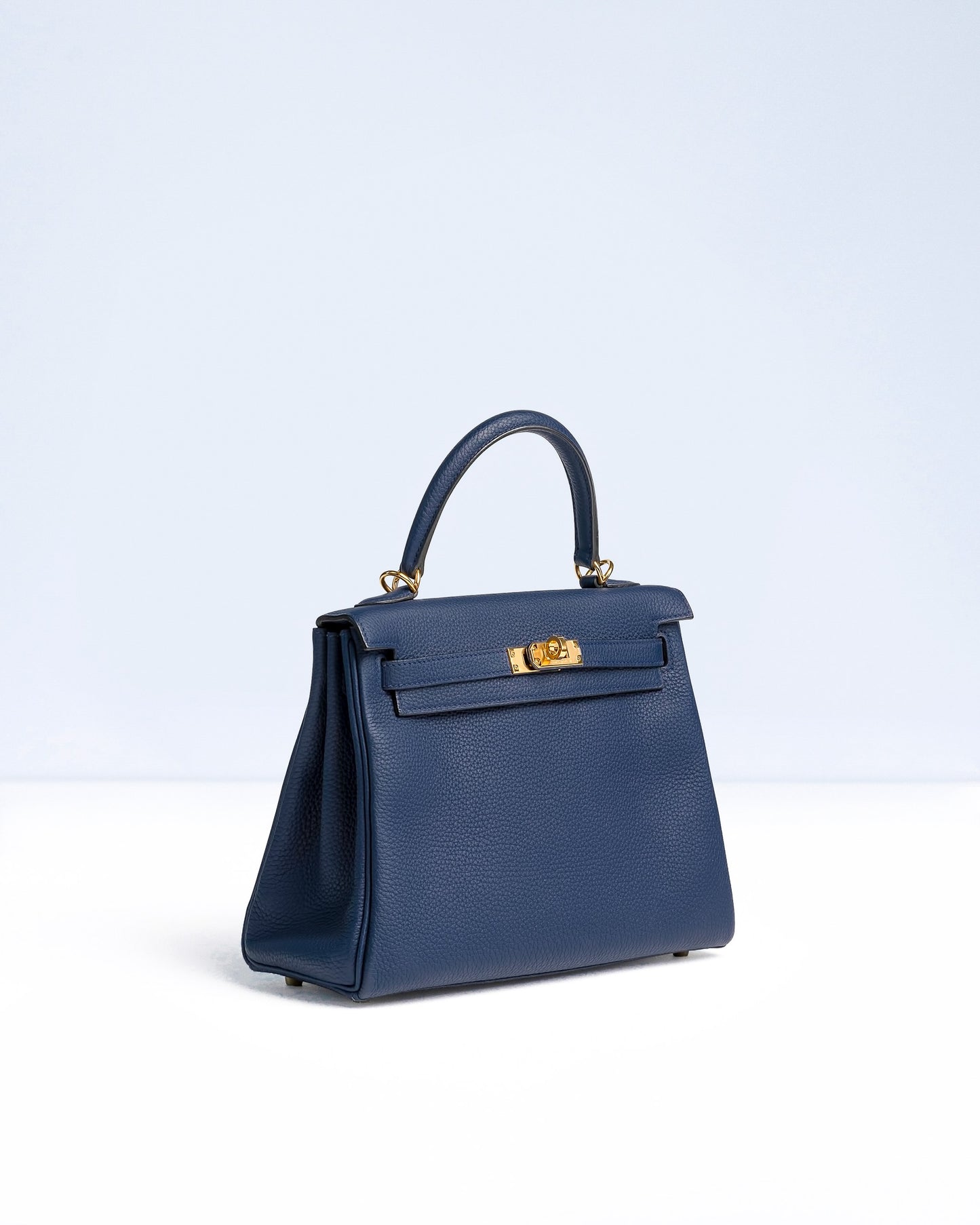 (Preloved) Kelly 25 Bleu Nuit Togo with Gold Hardware