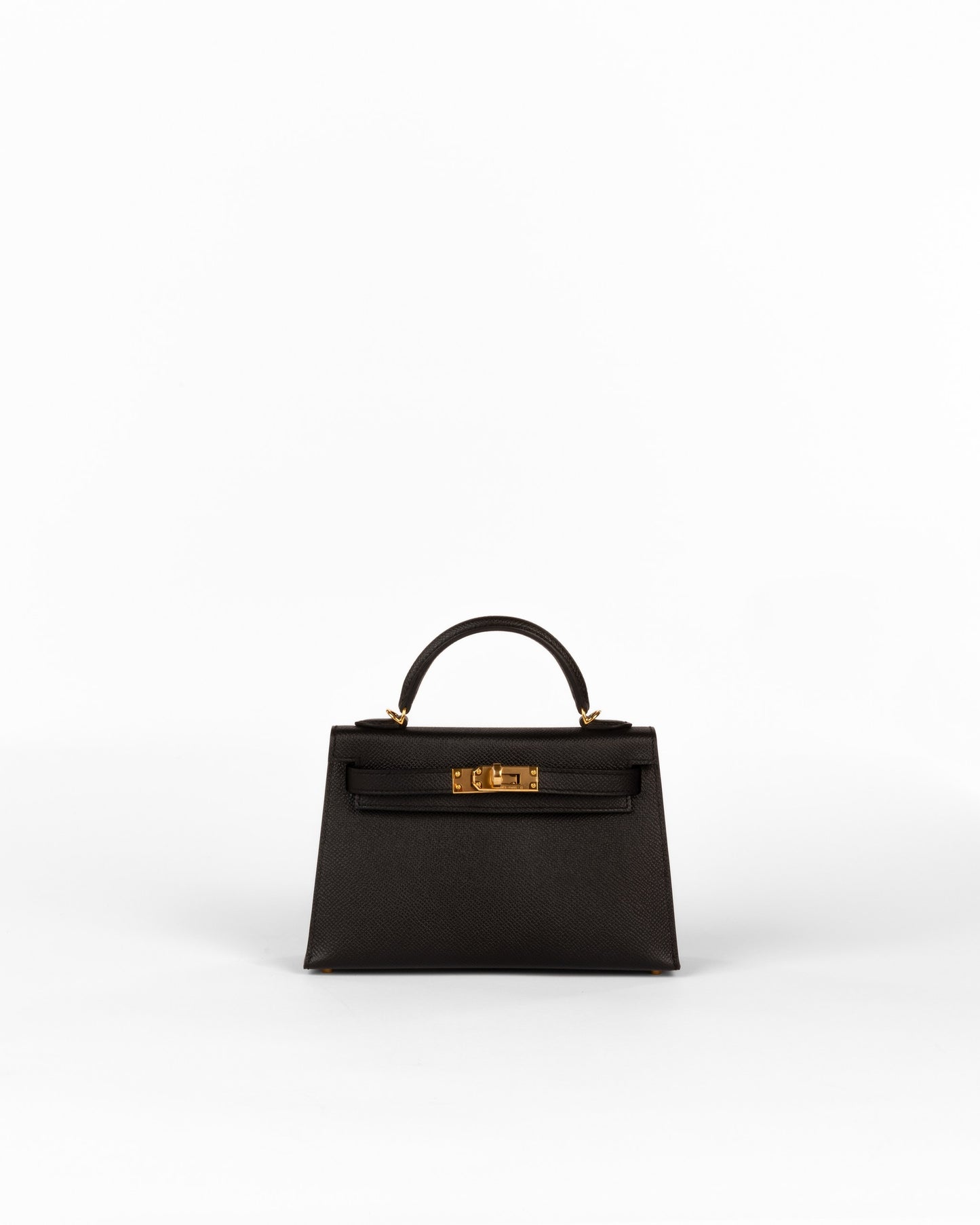 Kelly 20 Sellier Black in Epsom Leather with Gold Hardware