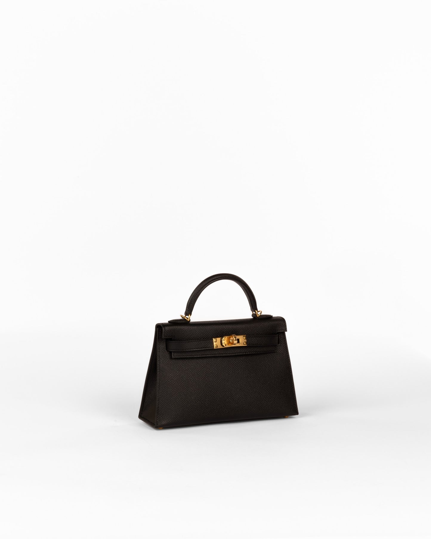 Kelly 20 Sellier Black in Epsom Leather with Gold Hardware