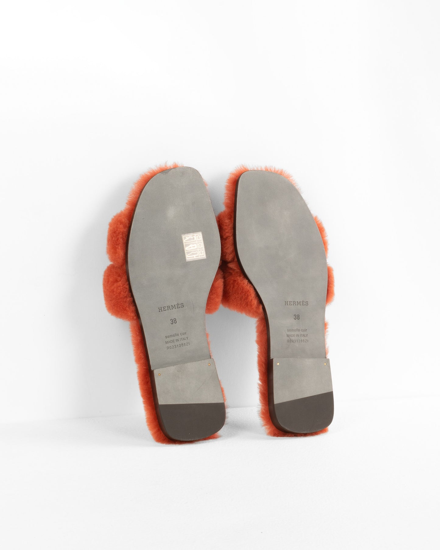 Oran Sandal Rouge De Turin Fur Woolskin