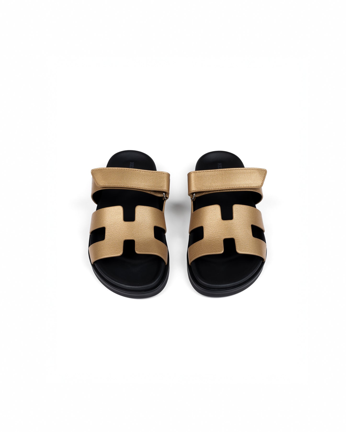 Chypre Sandals Femme Doré in Grained Goatskin with Mettalic Finish