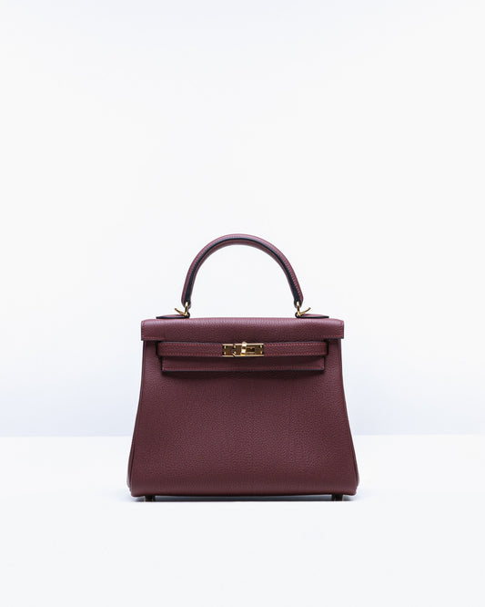 Kelly 25 Rouge H in Togo leather with Gold Hardware