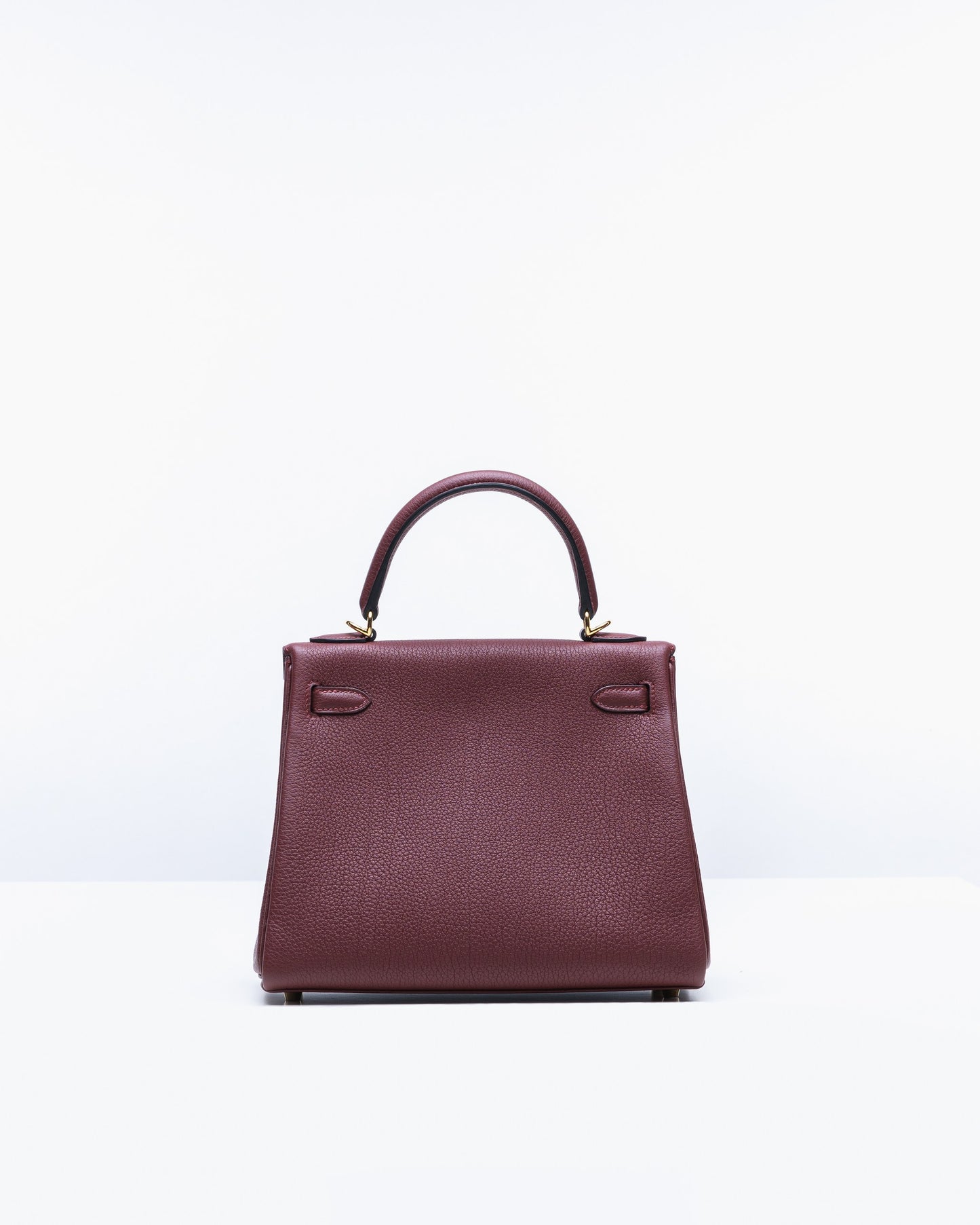 Kelly 25 Rouge H in Togo leather with Gold Hardware