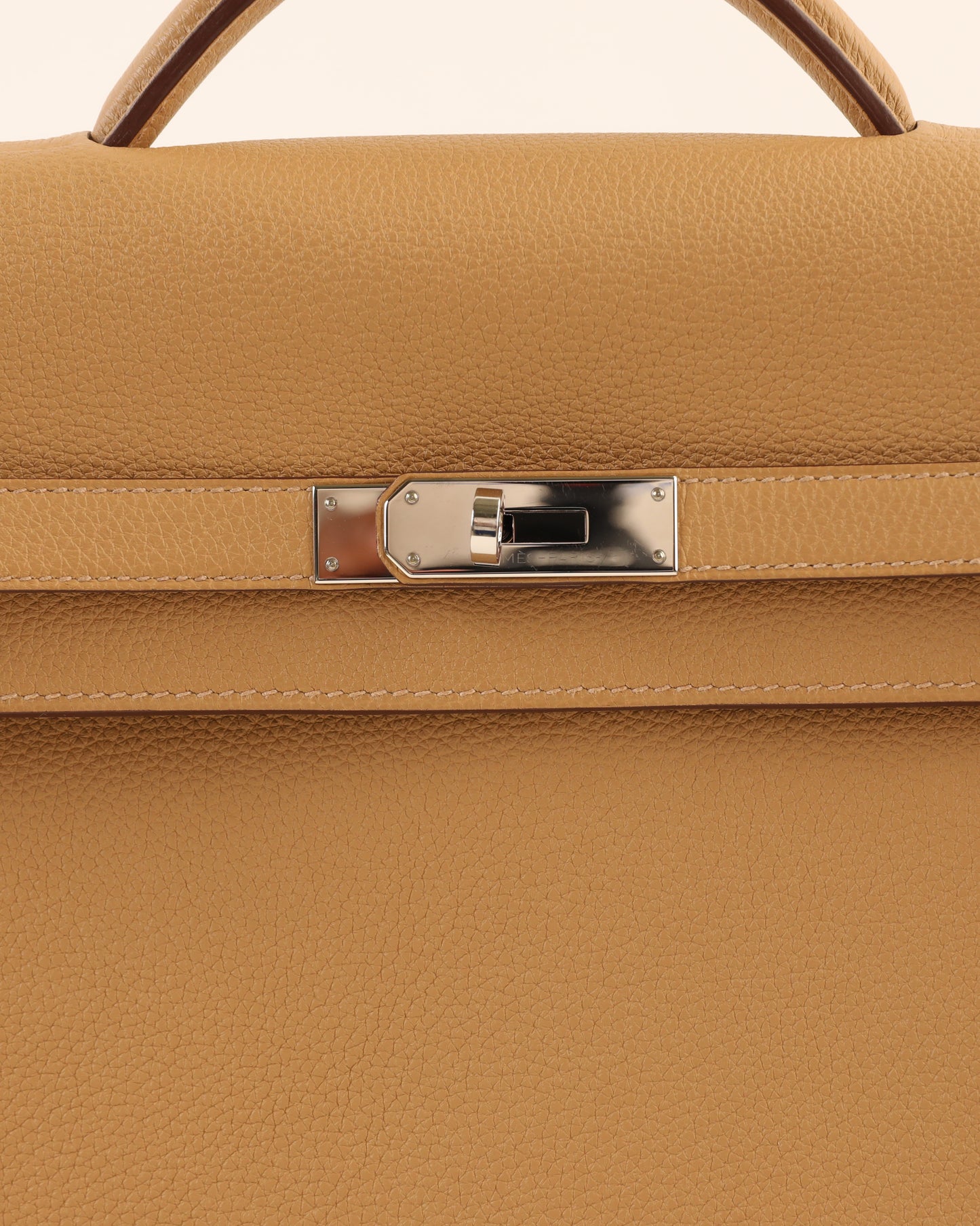 Kelly Depeches 36 Biscuit in Togo leather
