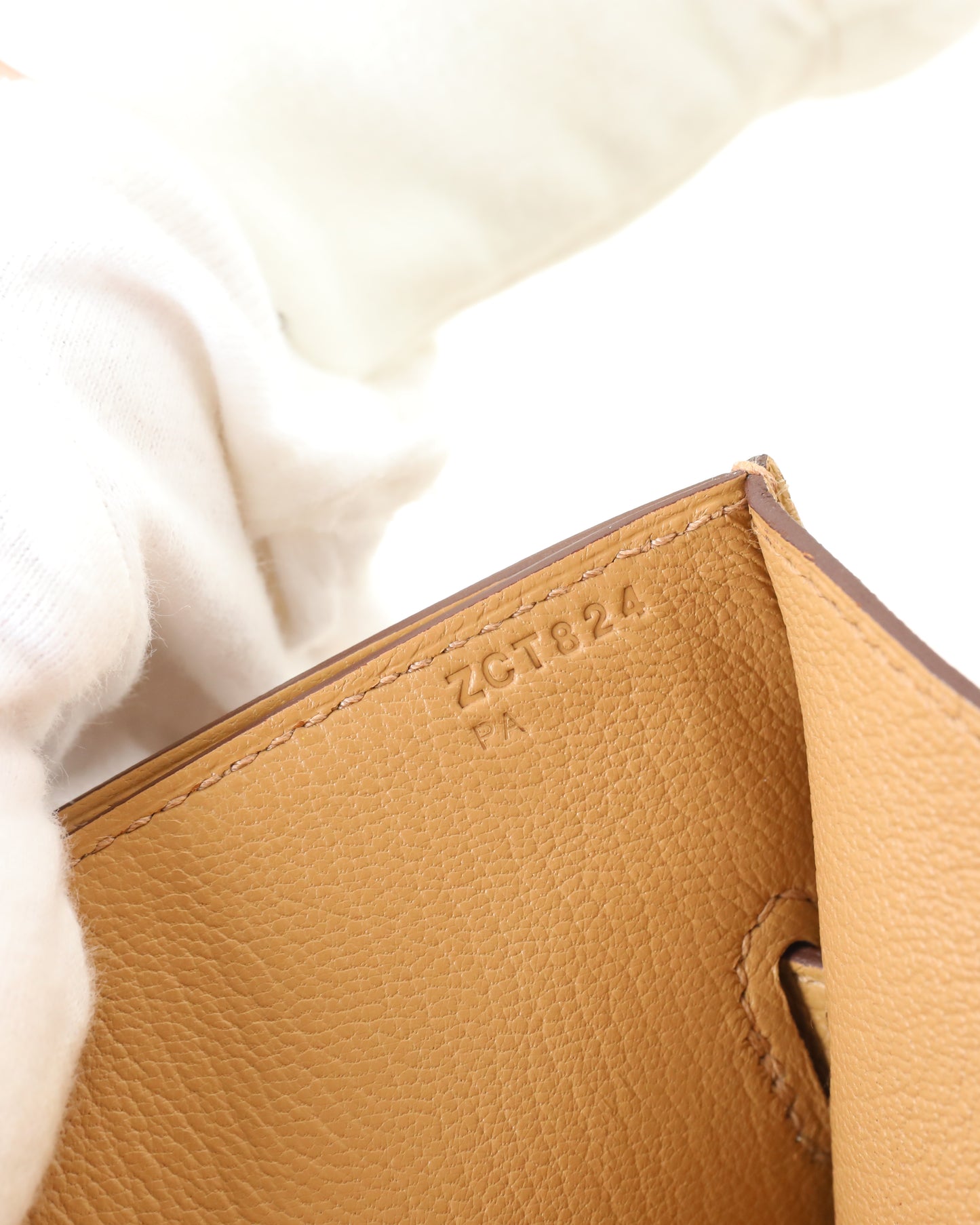 Kelly Depeches 36 Biscuit in Togo leather