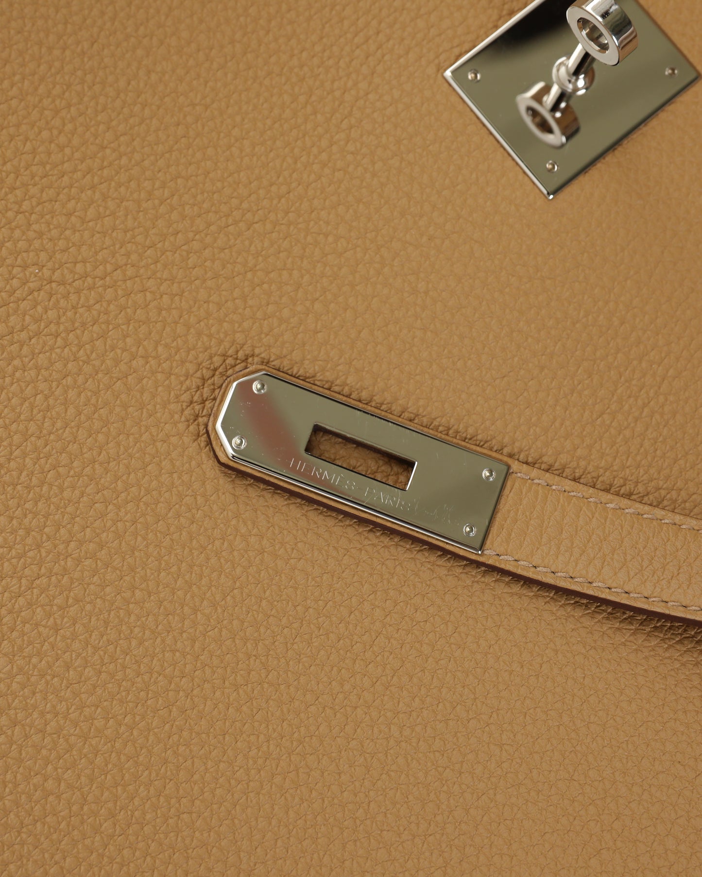 Kelly Depeches 36 Biscuit in Togo leather