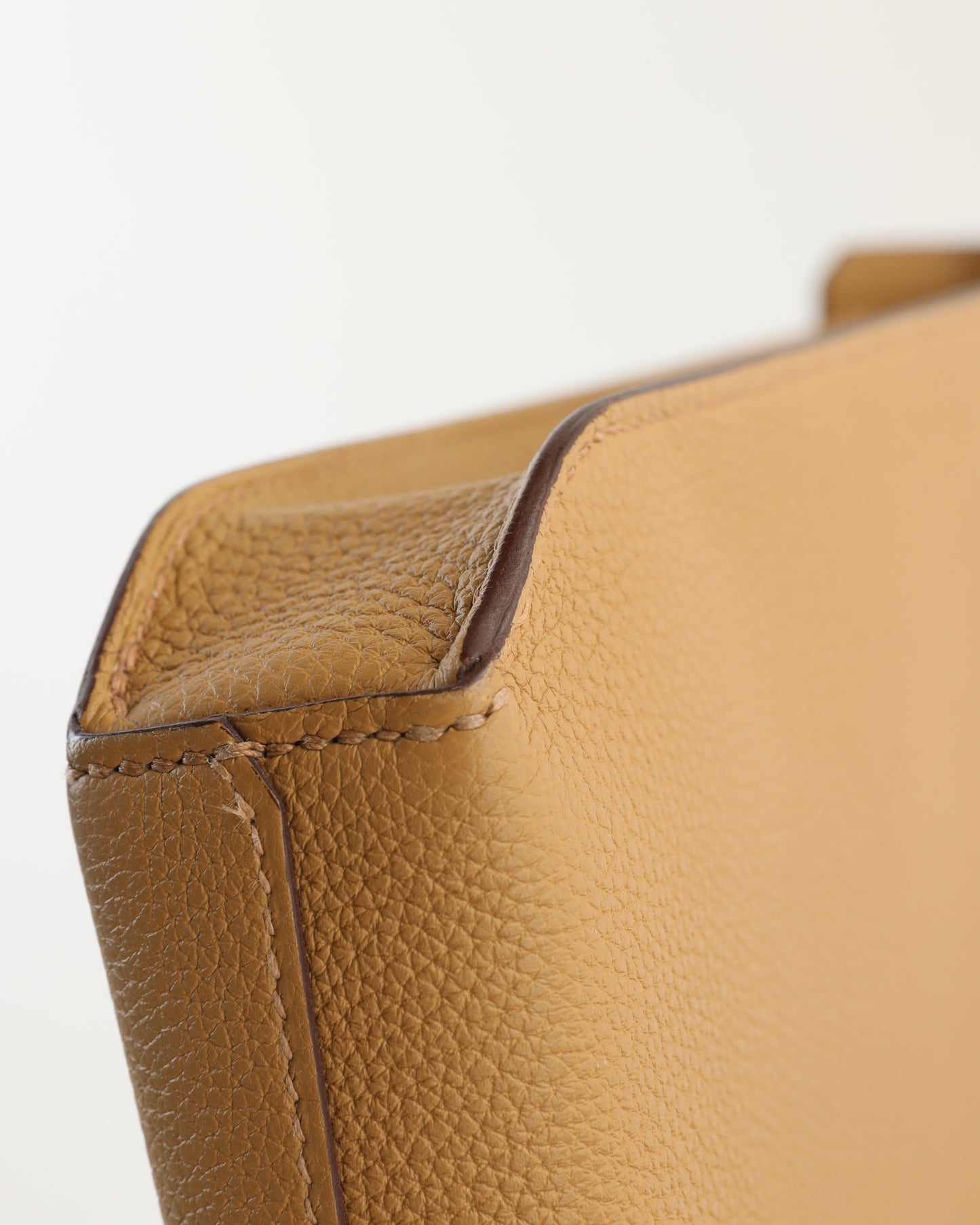 Kelly Depeches 36 Biscuit in Togo leather