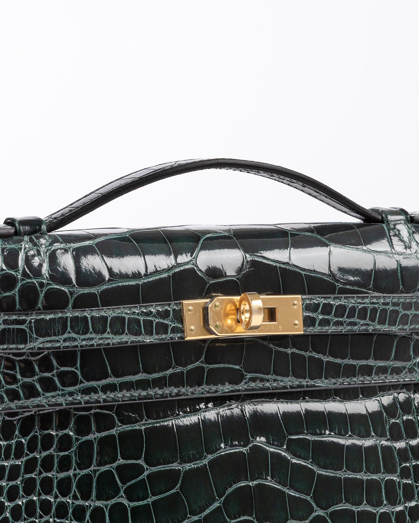 Kelly Pochette Vert Cypress in Shiny Alligator with Gold Hardware