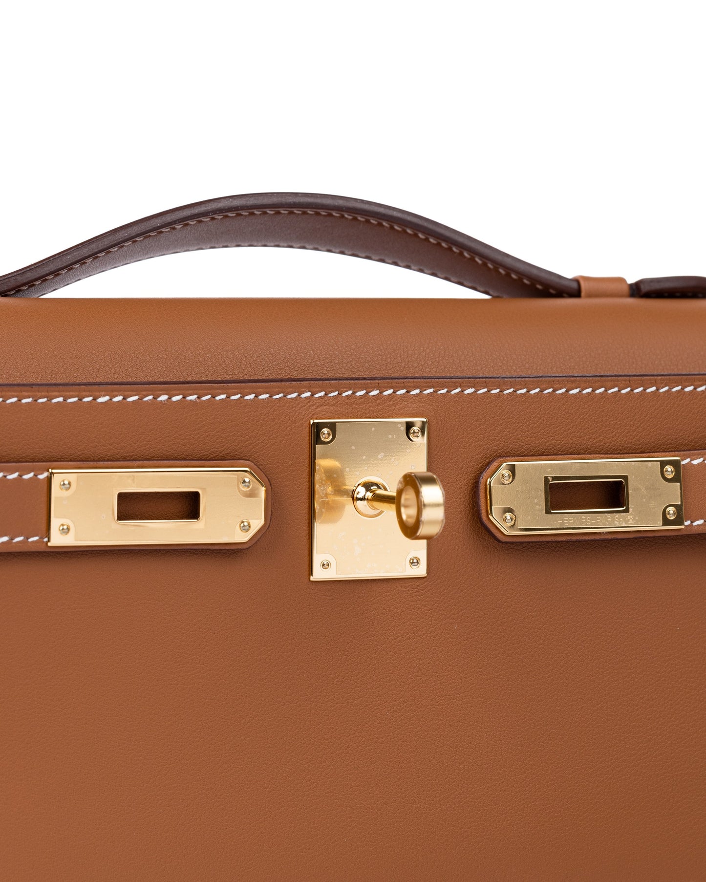 Kelly Cut Gold in Swift Leather with Gold Hardware