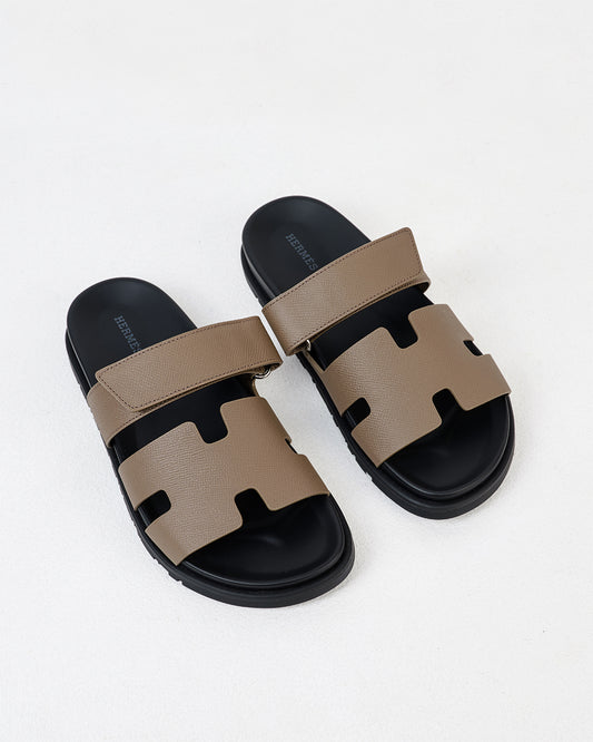 Chypre Sandal Homme Etoupe in Epsom leather