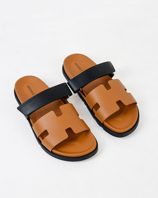 Chypre Sandal Homme Gold and Black in Calfskin Leather