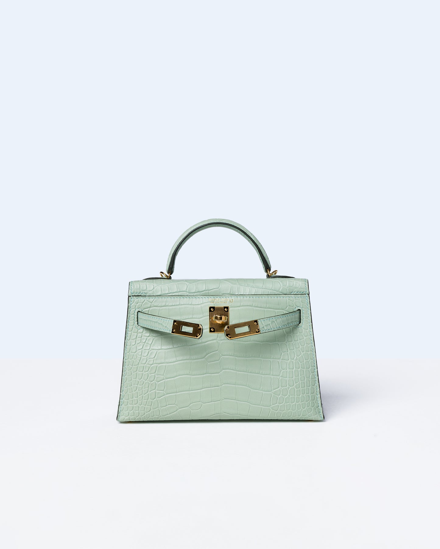 Kelly 20 Vert D'eau in Matte Alligator with Gold Hardware