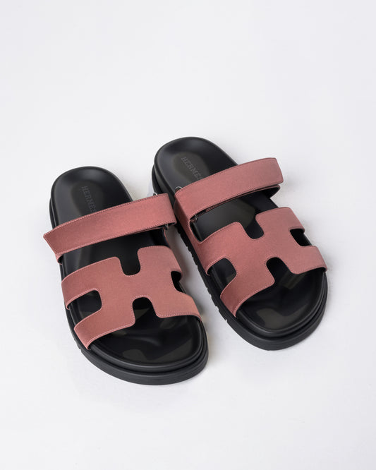 Chypre Sandal Femme in Boise De Rose Satin