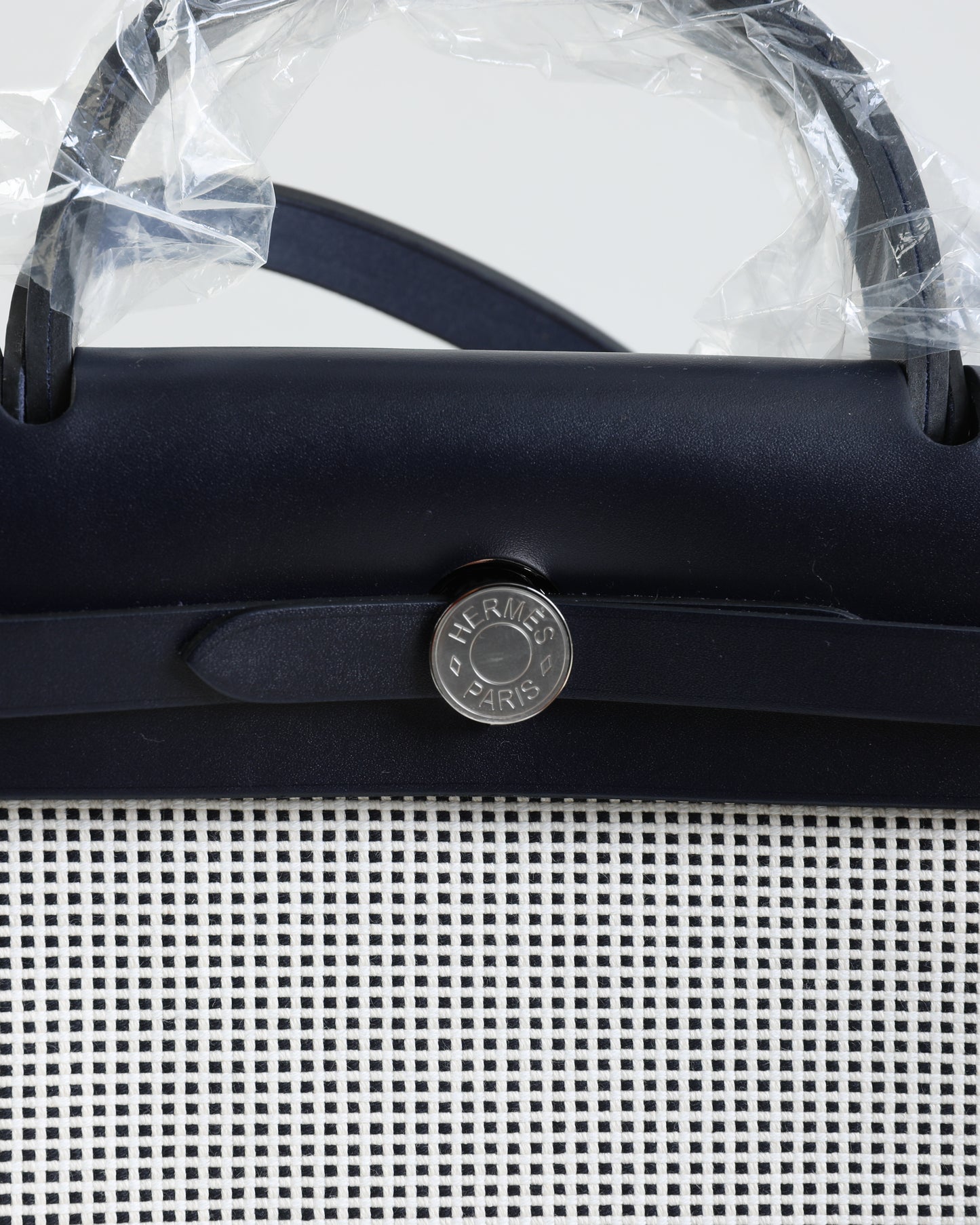 Herbag 31 Bag Retourne Ecru Blanc Noir/Bleu Indigo Toile Quadrille Viking Laiton with Palladium Hardware