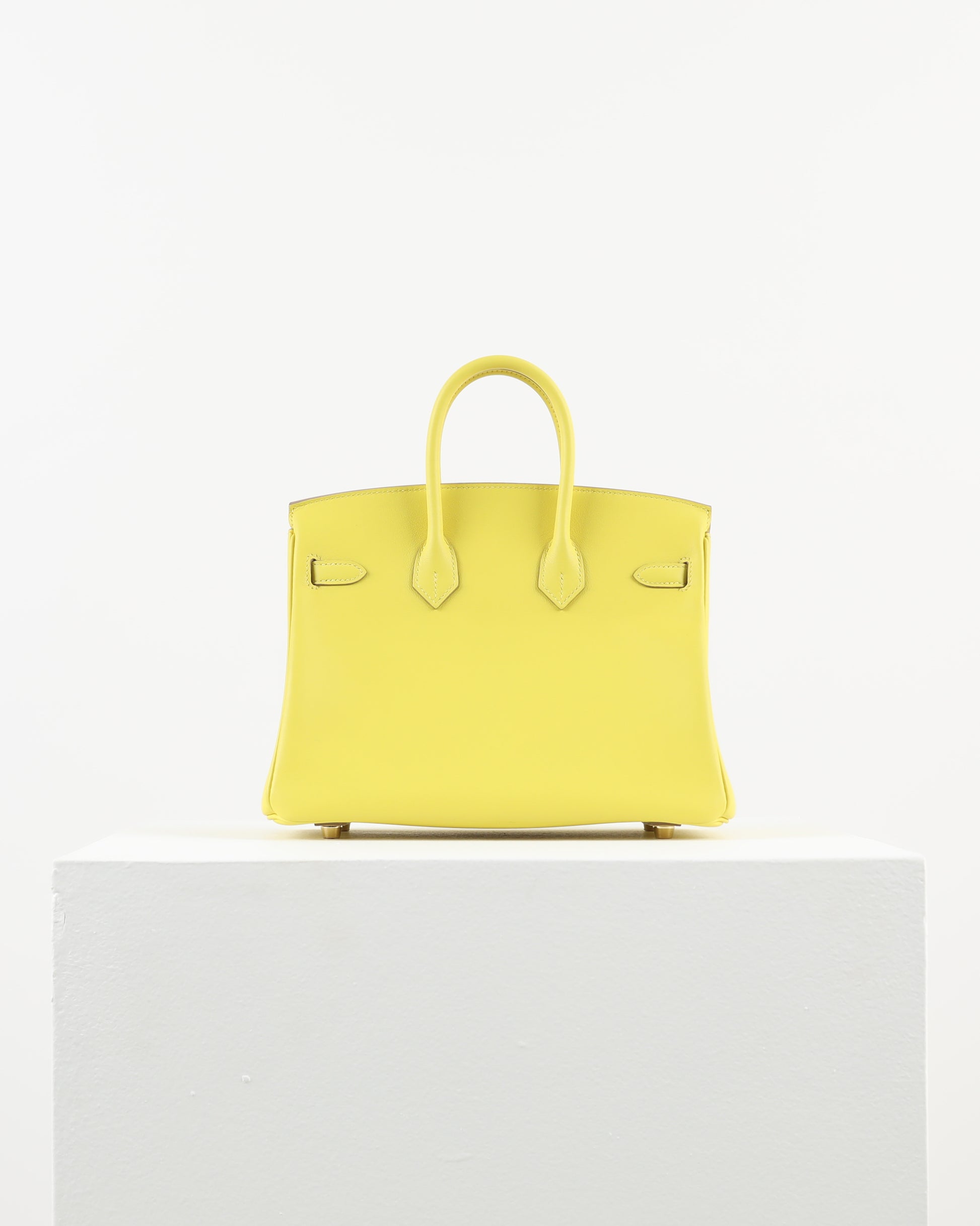 Birkin 25 Lime in Swift leather with Gold Hardware