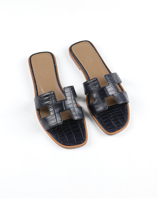 Oran Sandal in Dark Blue Matte Alligator Leather