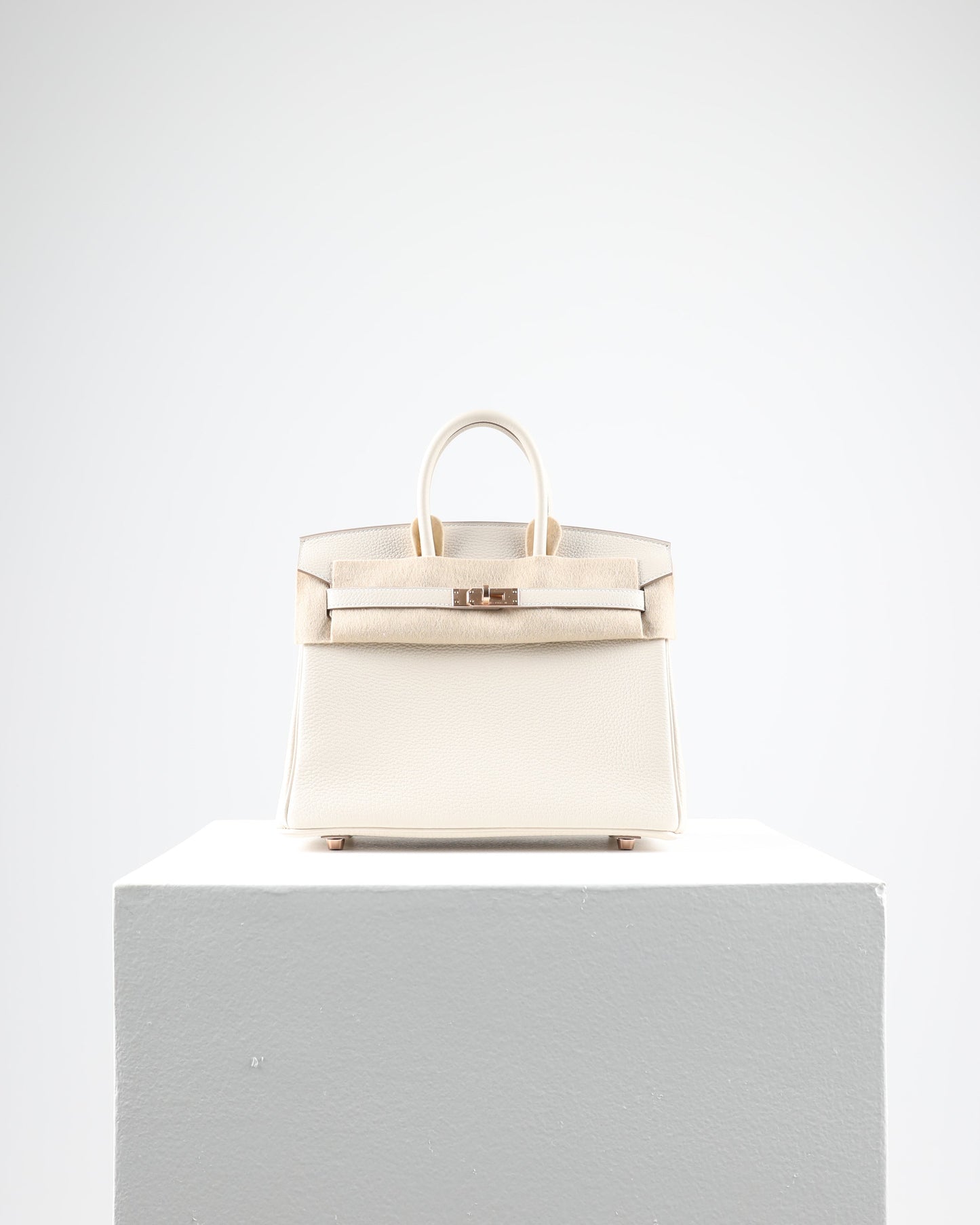 Birkin 25 Craie Togo with Gold Hardware