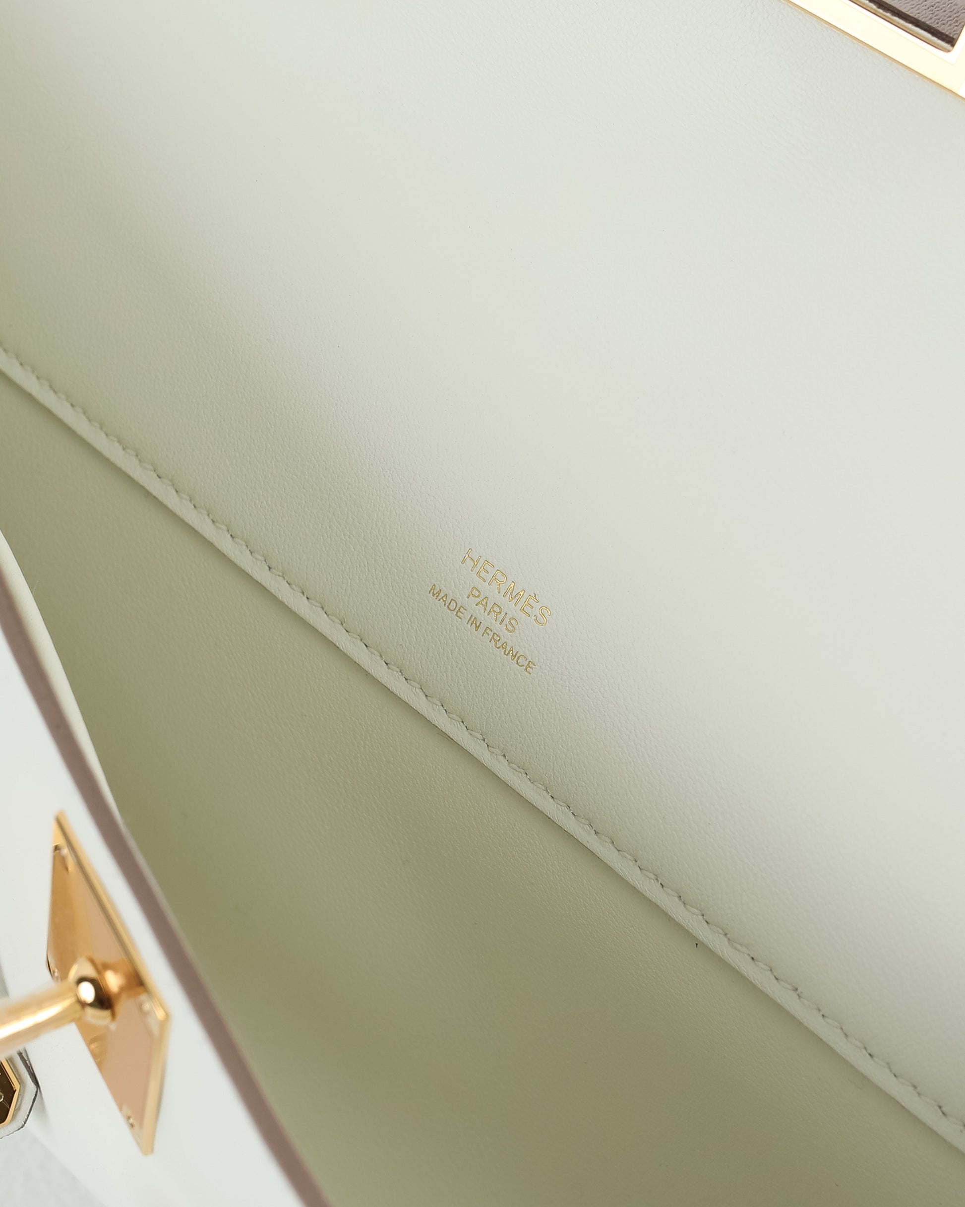 Hermès Kelly Cut Mushroom Swift With Gold Hardware
