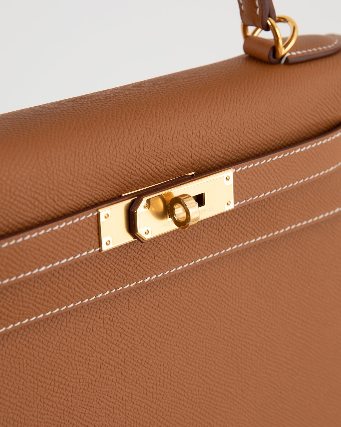 Kelly 28 Gold in Epsom Leather with Gold Hardware