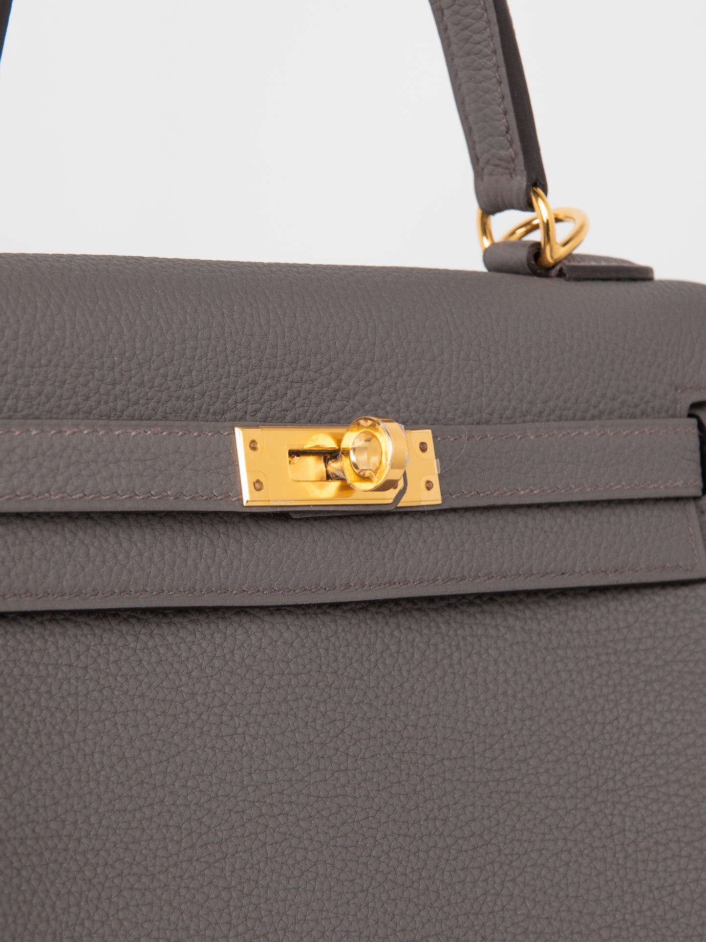 Kelly 25 Etain in Togo Leather with Gold Hardware