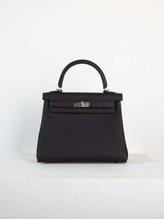 Kelly 25 in Black Togo with Palladium Hardware