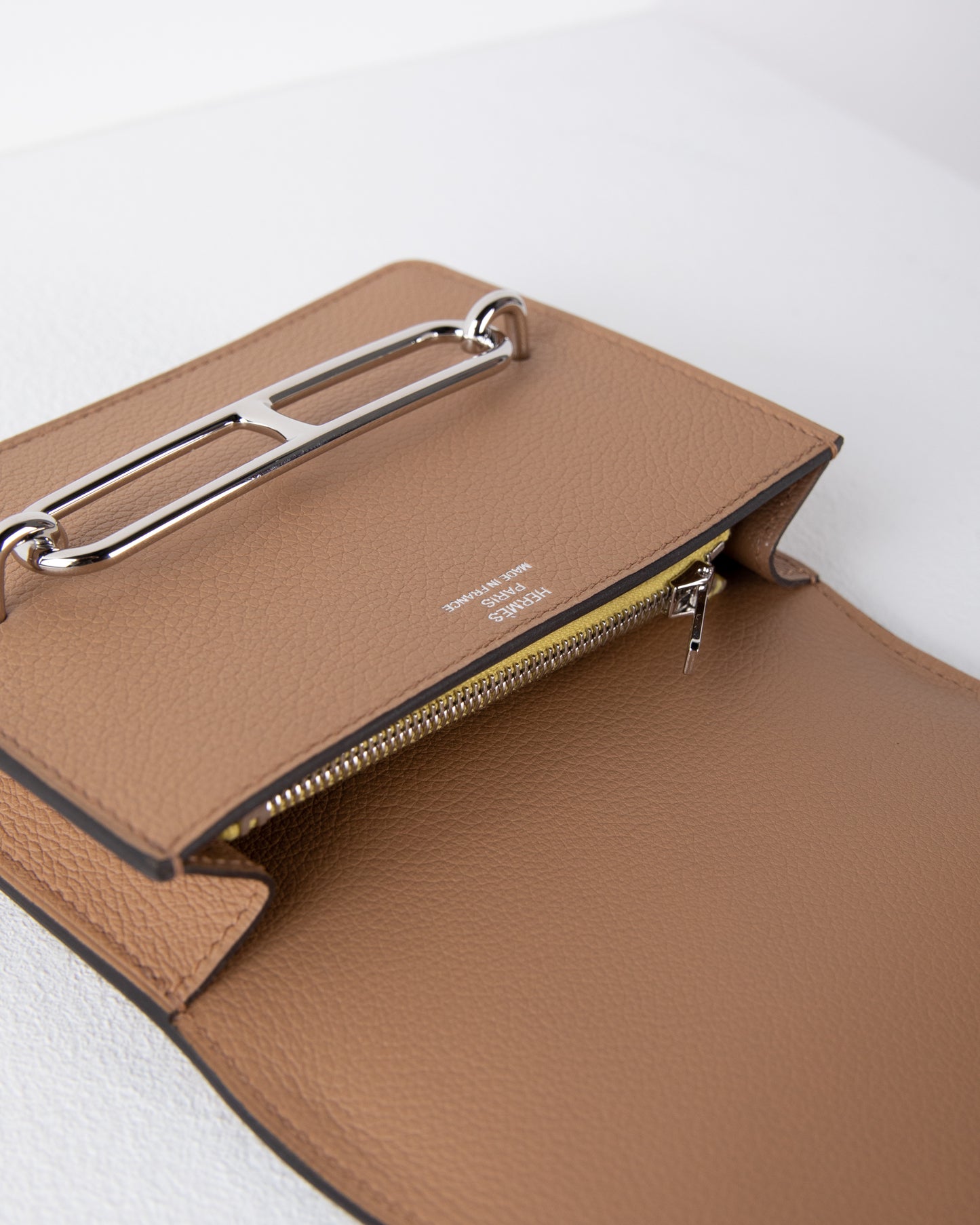 Roulis Slim Compact Wallet in Chai/Lime Evercolor Leather with Palladium Hardware