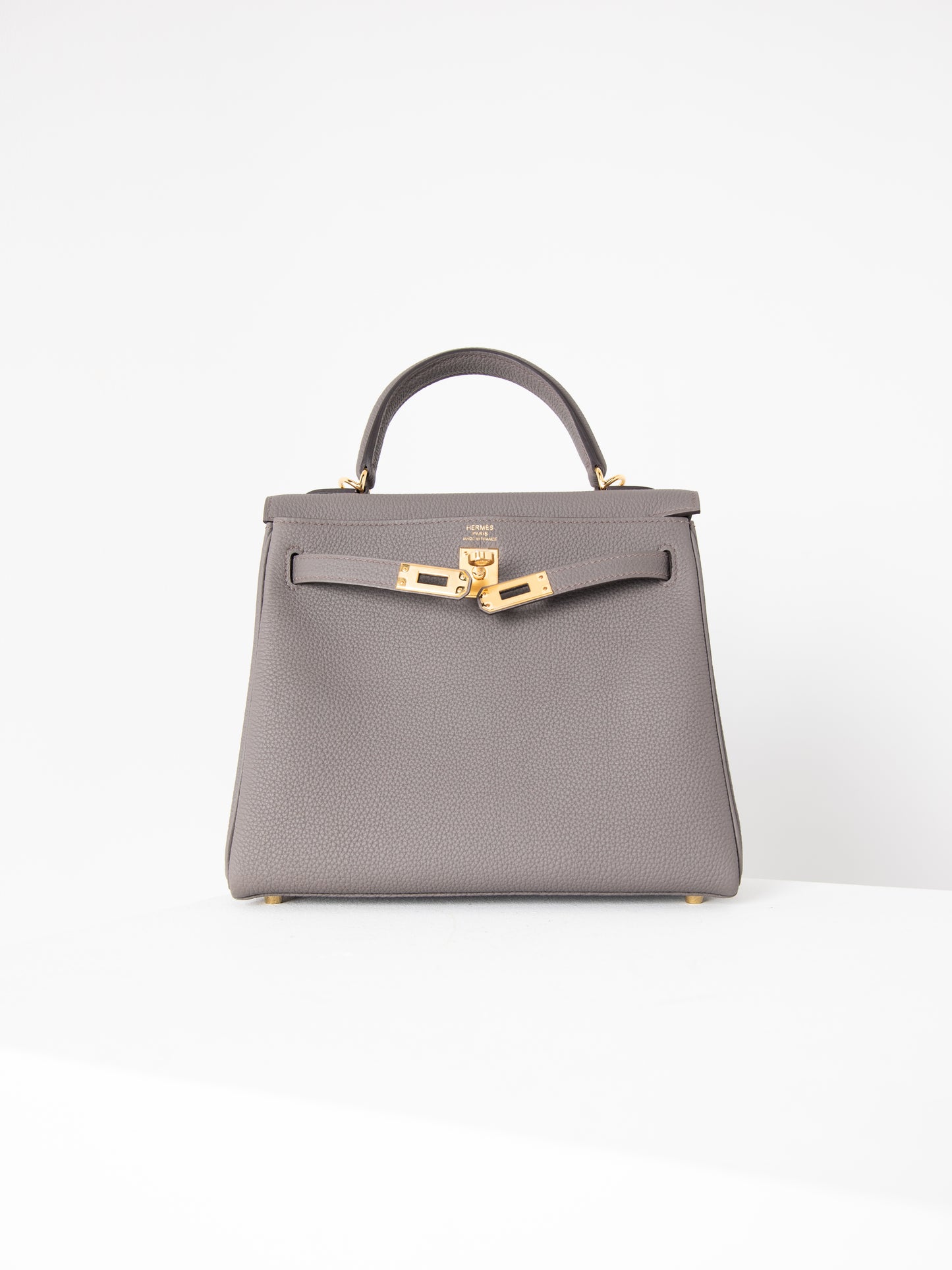 Amazing & Rare Hermès Kelly 25 Handbag Strap in Togo Grey Etain Leather, GHW