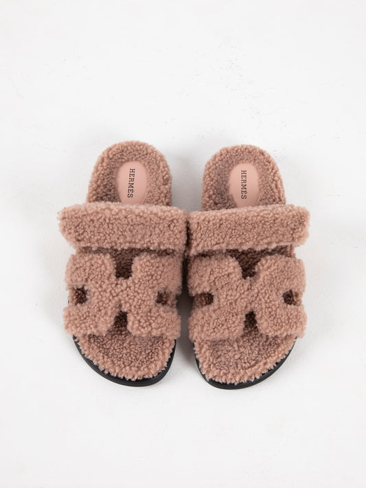 Chypre Sandal in Peau Lainee Beige