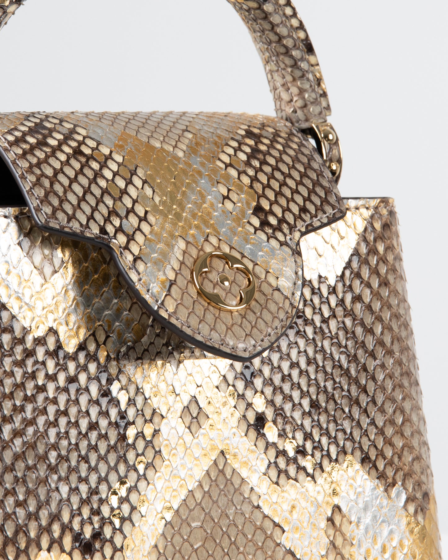 Louis Vuitton Capucine Bag