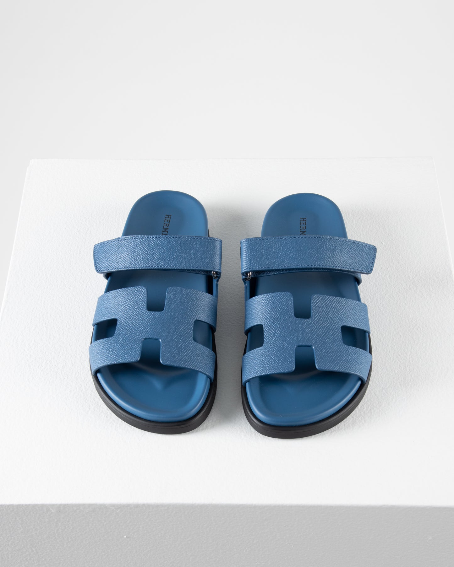 Chypre Sandal in Bleu Bleuet Epsom Leather